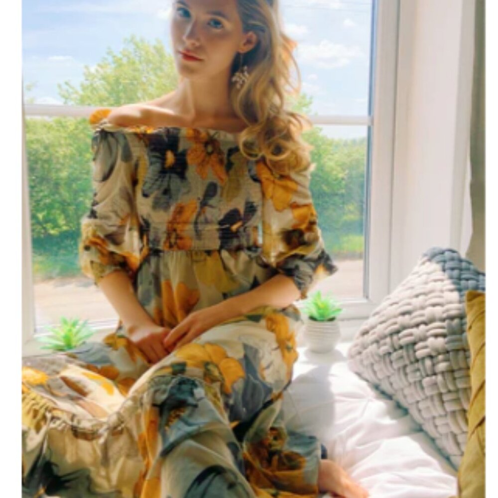 Miss Patina London Harper Shirred Midi Dress Size S/M New With Tags